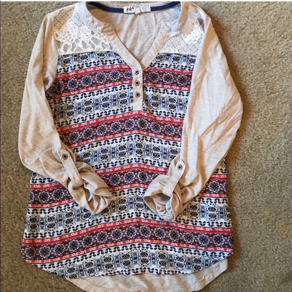 Cute blouse